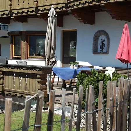 度假居 Haus 6 Personen 奇勒谷地哈特